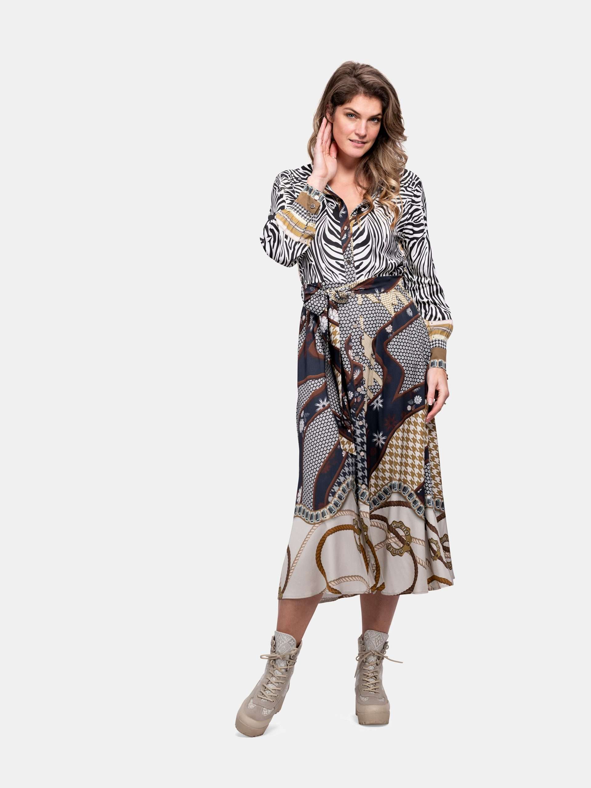 MUCHO GUSTO® Kleid Louvain Lang Zebra mit Pied-de-poule.