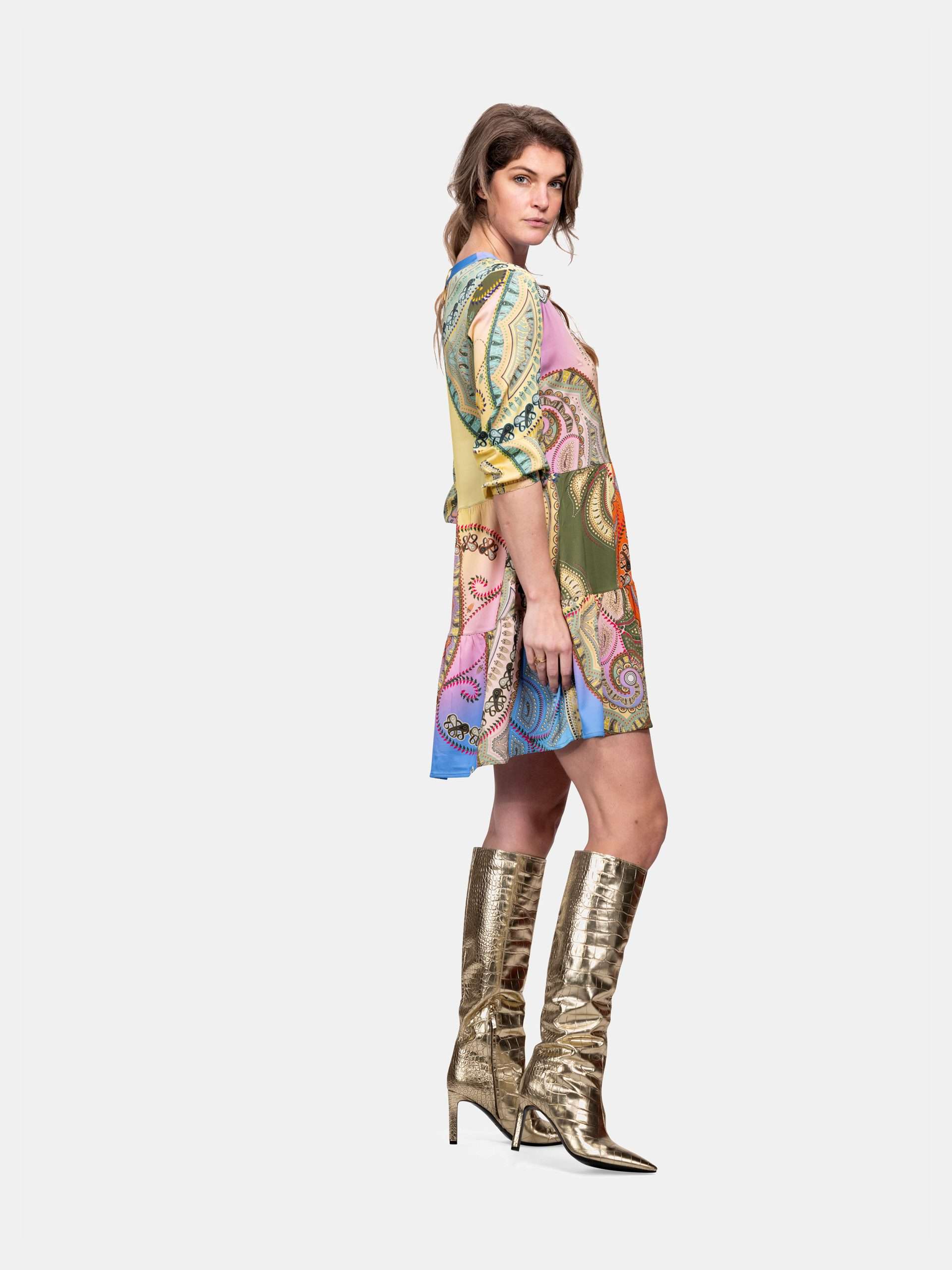 MUCHO GUSTO® Kleid San Rafael Kurz Degradè Multicolor Paisley.