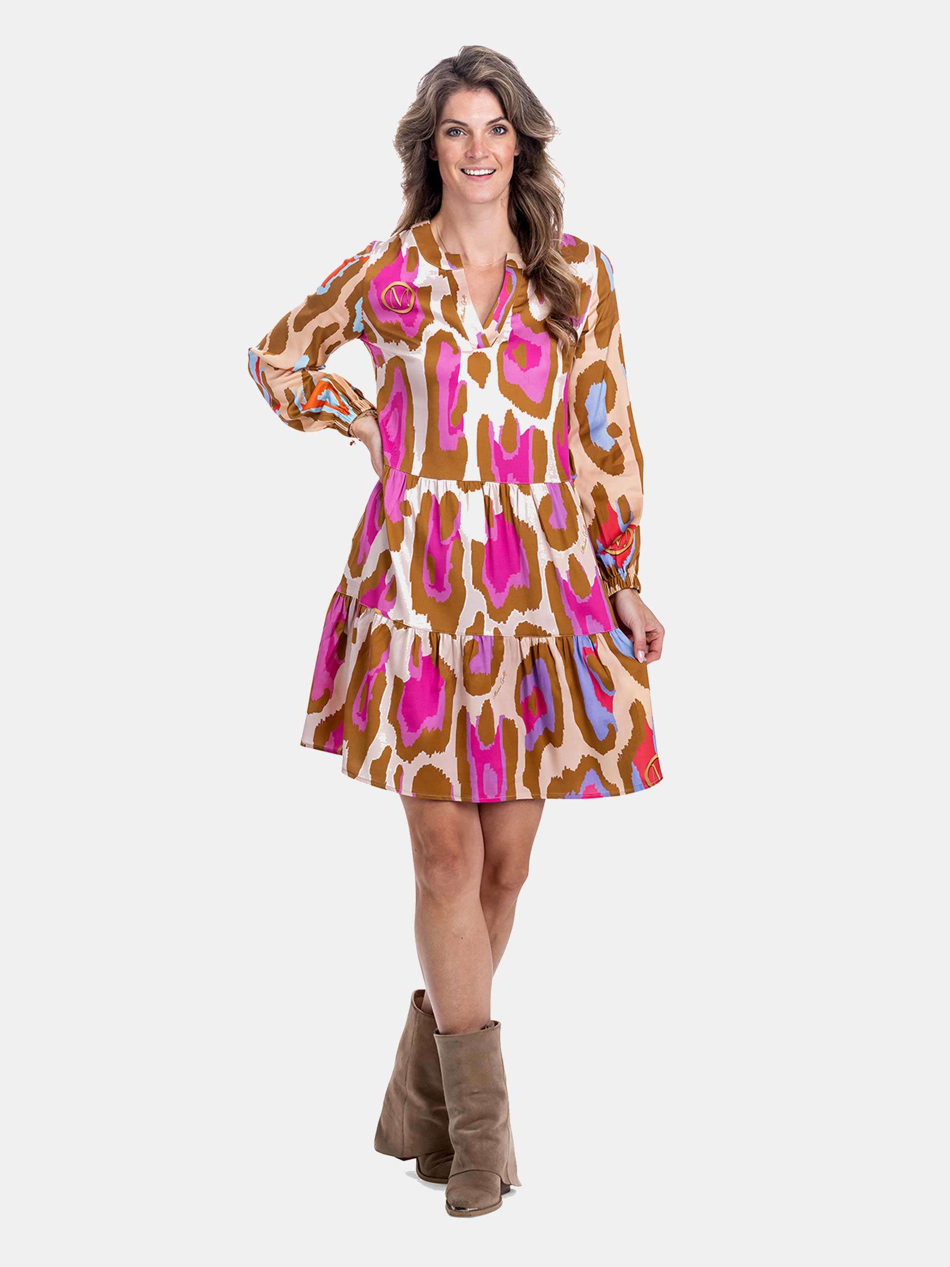 MUCHO GUSTO® Viskosekleid San Rafael mit Degradee-Orange-Fuchsia-Druck und Leopardenmuster