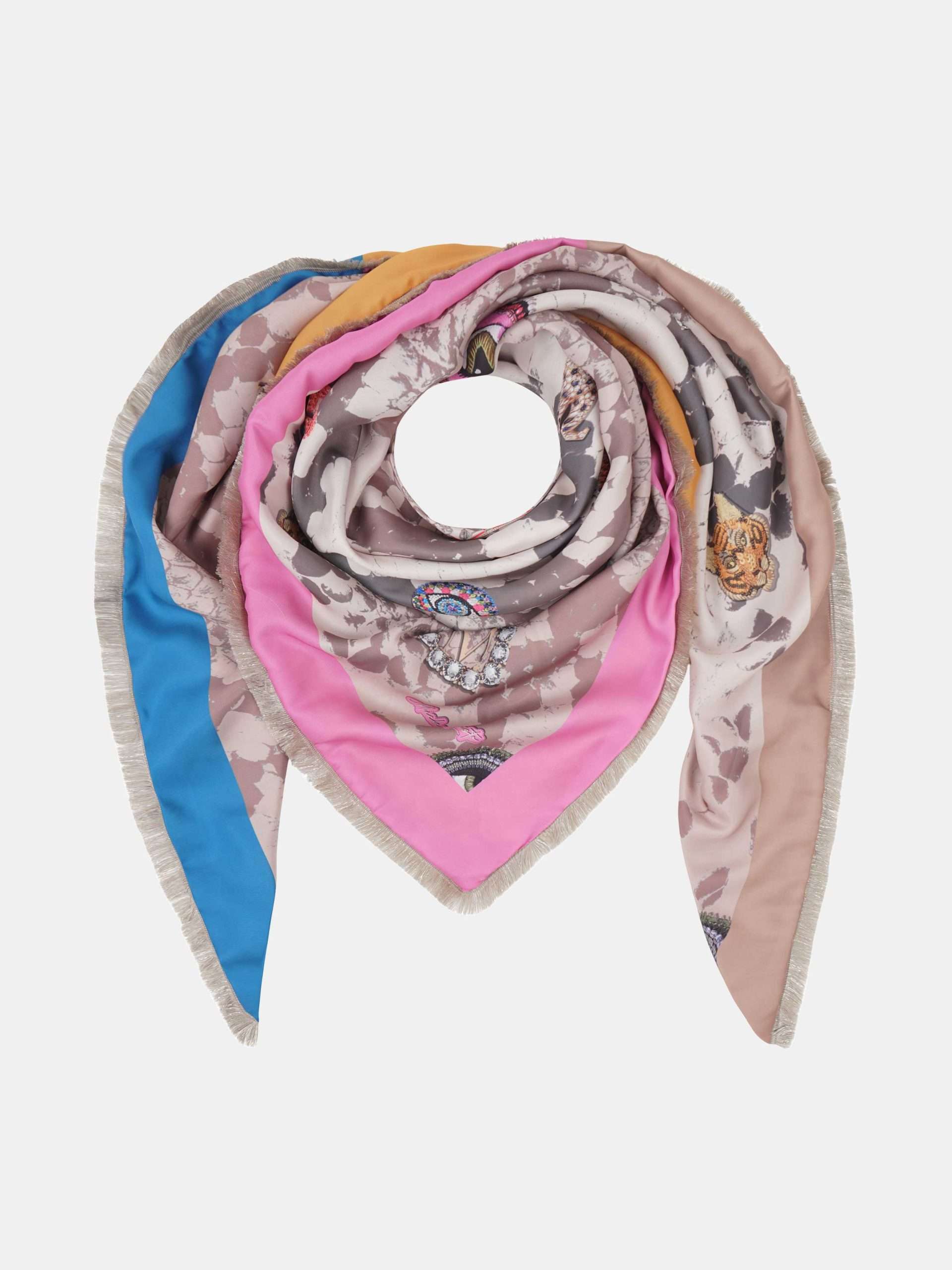 MUCHO GUSTO® Sjaal Genova Beige Slangenprint met Kunstzinnige Patches en Paisley Print.