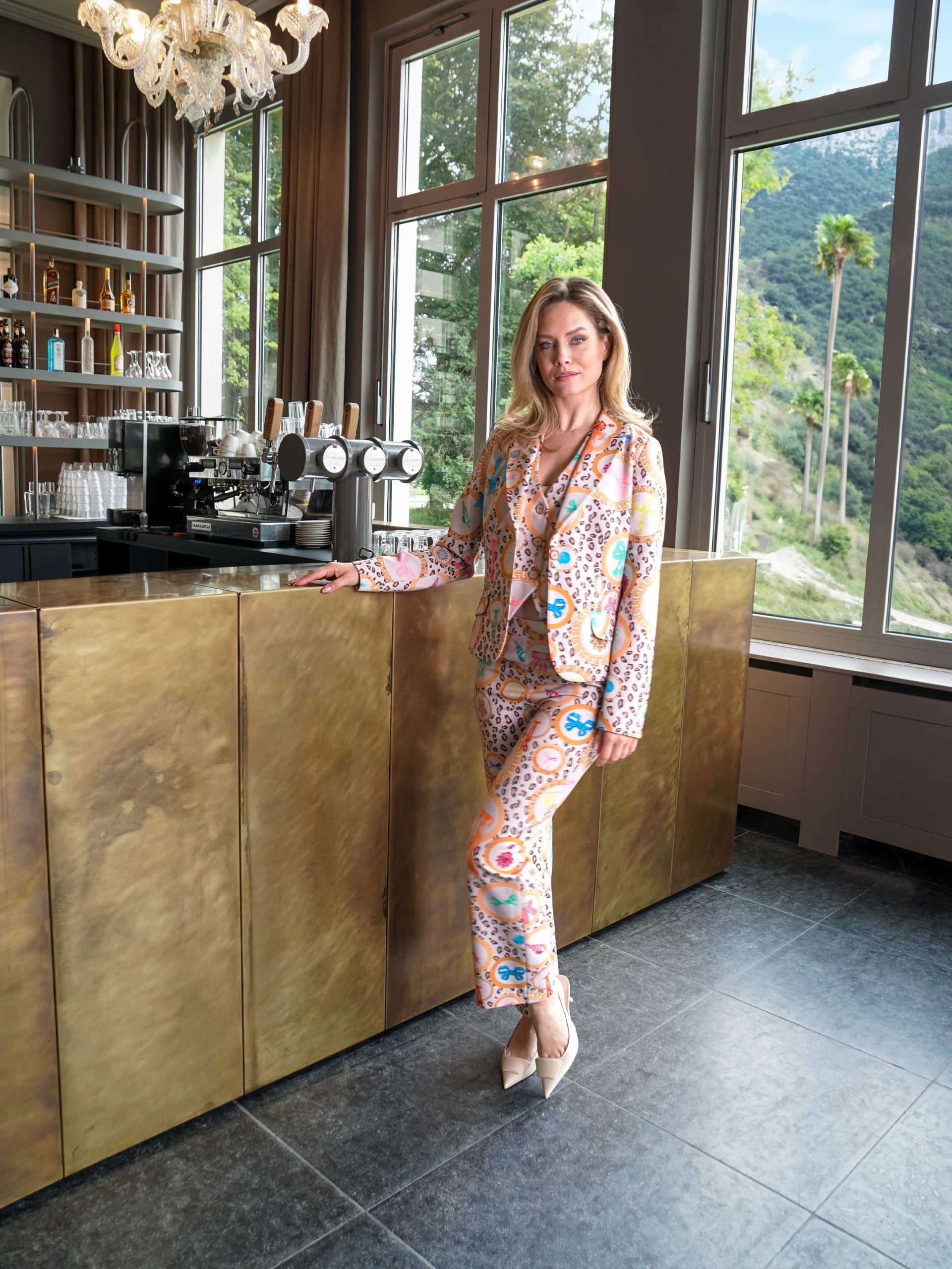 MUCHO GUSTO® Blazer Lesbos Luipaard Rond Barokprint