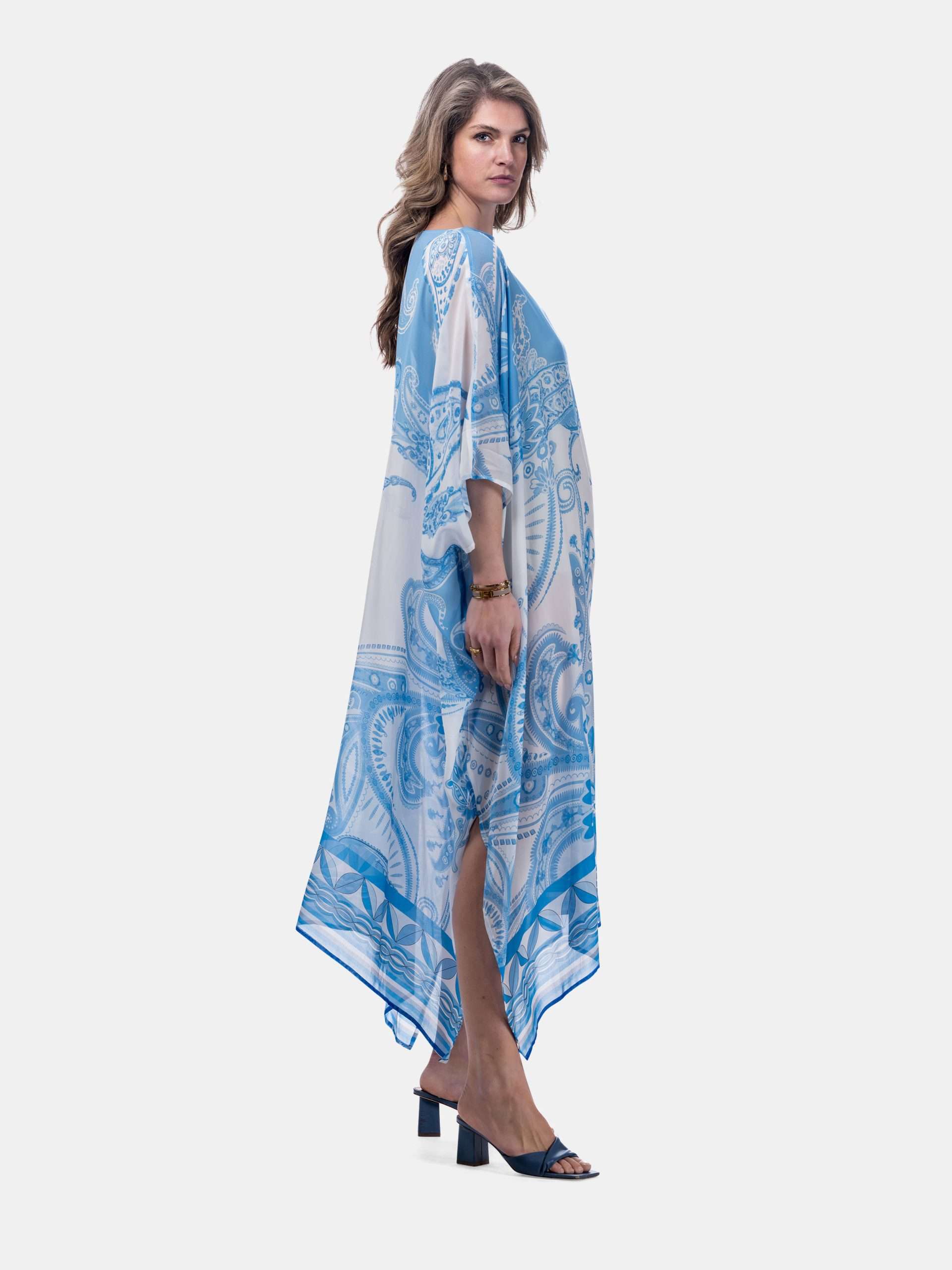 MUCHO GUSTO® Kaftan Canelli Light Blue Paisley