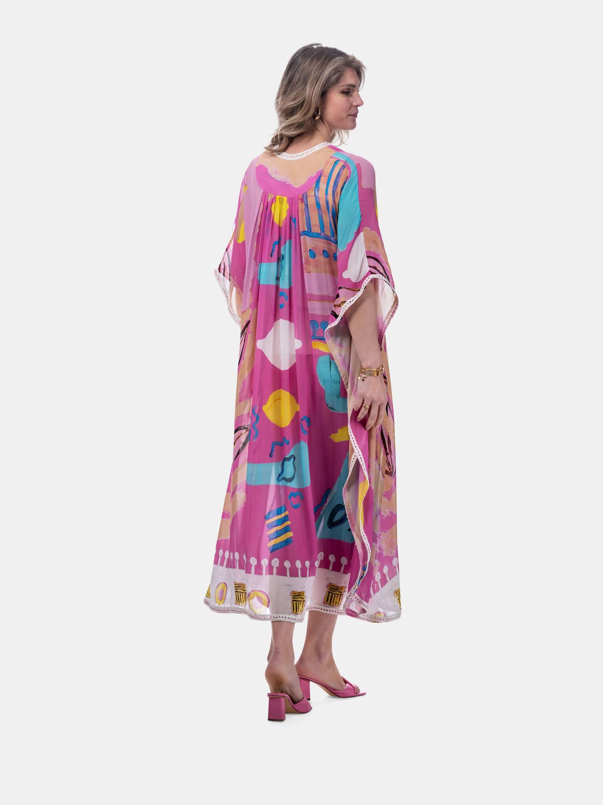 MUCHO GUSTO® Kaftan Capaccio Gezeichnetes Rosa Patchwork
