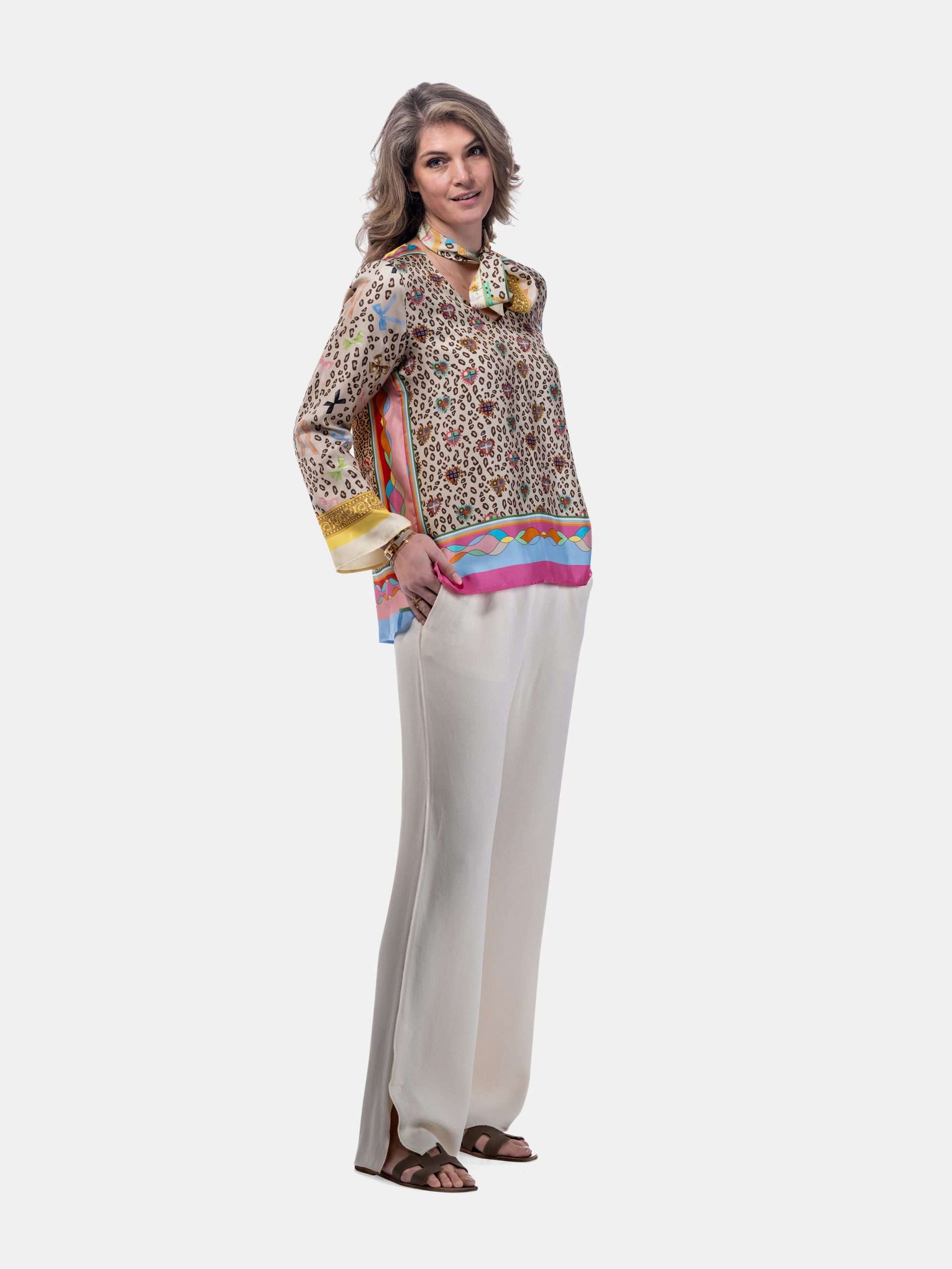MUCHO GUSTO® Blouse Roma Leopard Baroque With Free Scarf