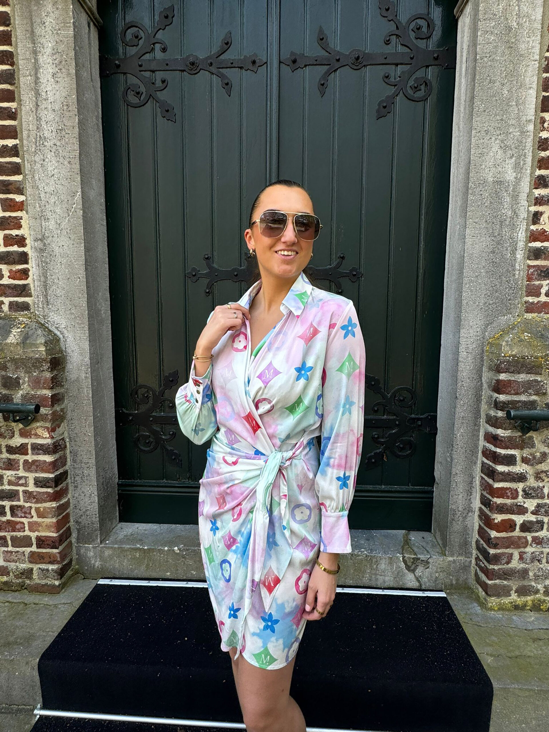 MUCHO GUSTO® Jurk Bérgamo Pastel Icon Print