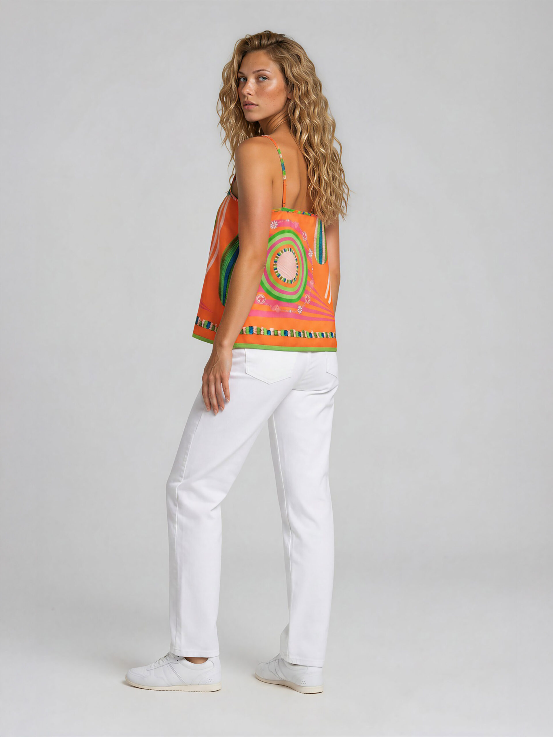 MUCHO GUSTO® Slip Top Sunset Mandala
