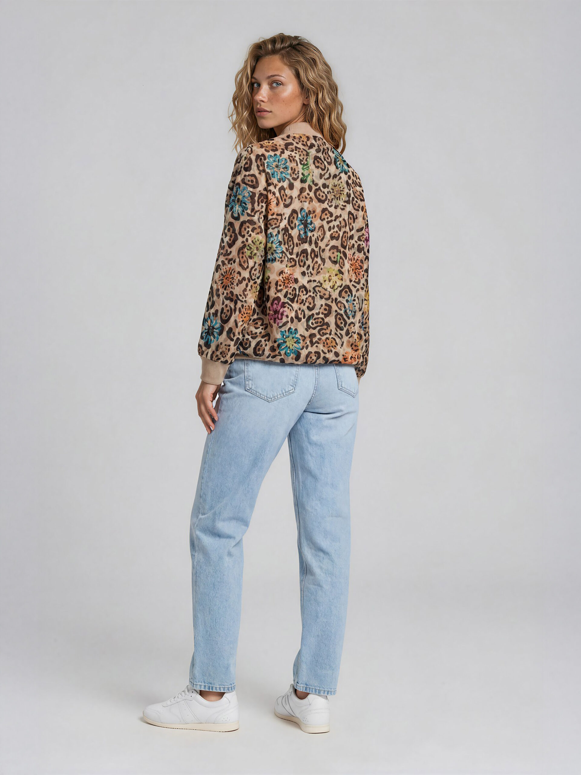 MUCHO GUSTO® Blouse Termoli Luipaard Bloem Elegance