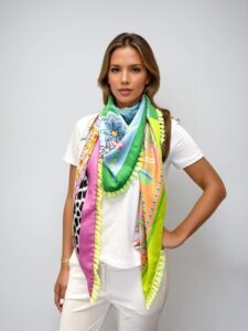 MUCHO GUSTO® Sjaal St. Tropez Knokke Artistieke Bloemenprint