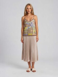 MUCHO GUSTO® Slip Top Monogram Chain Print