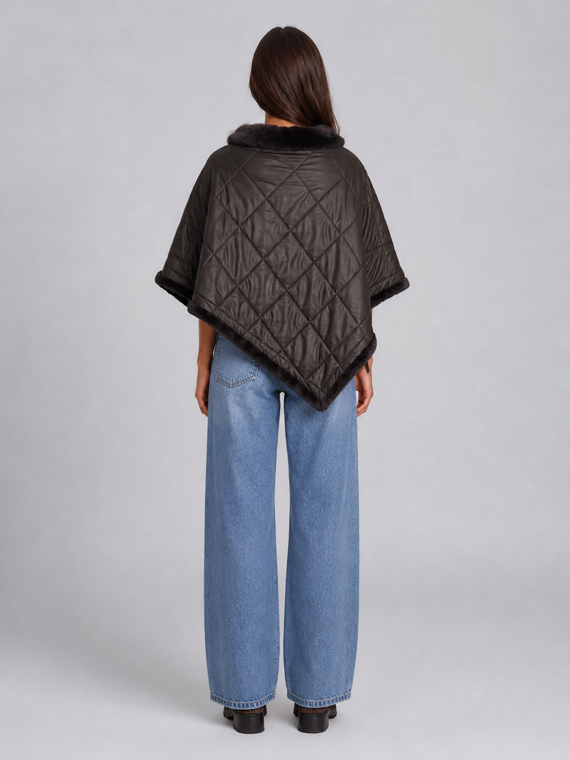 MUCHO GUSTO® Poncho Alto Badia Zwarte Ruitprint