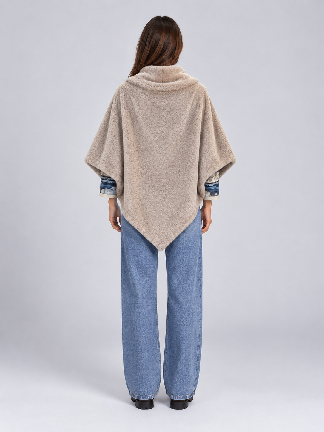 MUCHO GUSTO® Poncho Alto Badia Taupe Soft Elegance