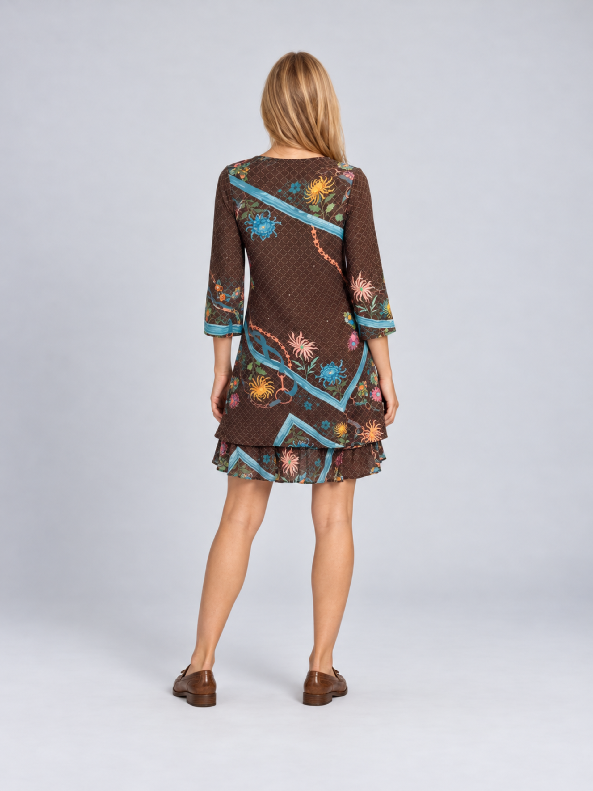 MUCHO GUSTO® Kleid Matera Ketten Blumenprint